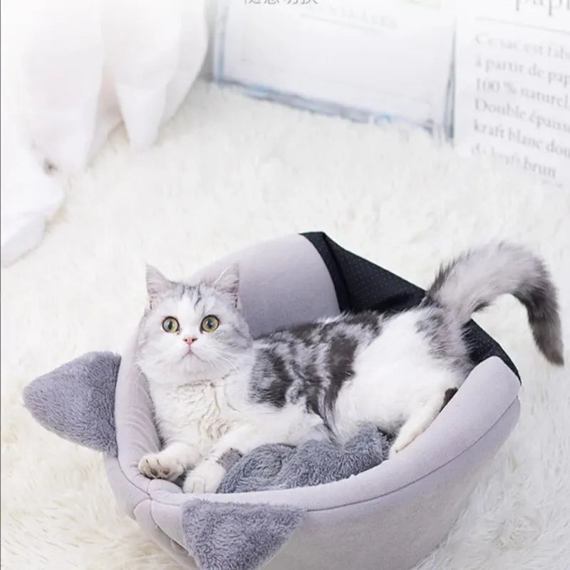 Cozy Hooded Cat Bed with Soft Cushion