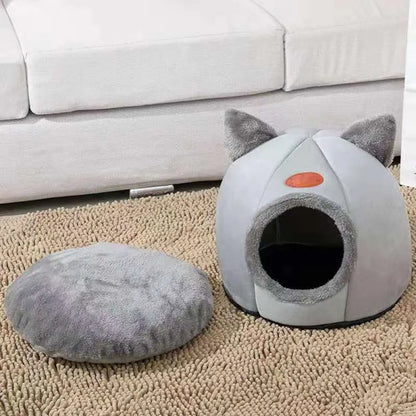 Cozy Hooded Cat Bed with Soft Cushion